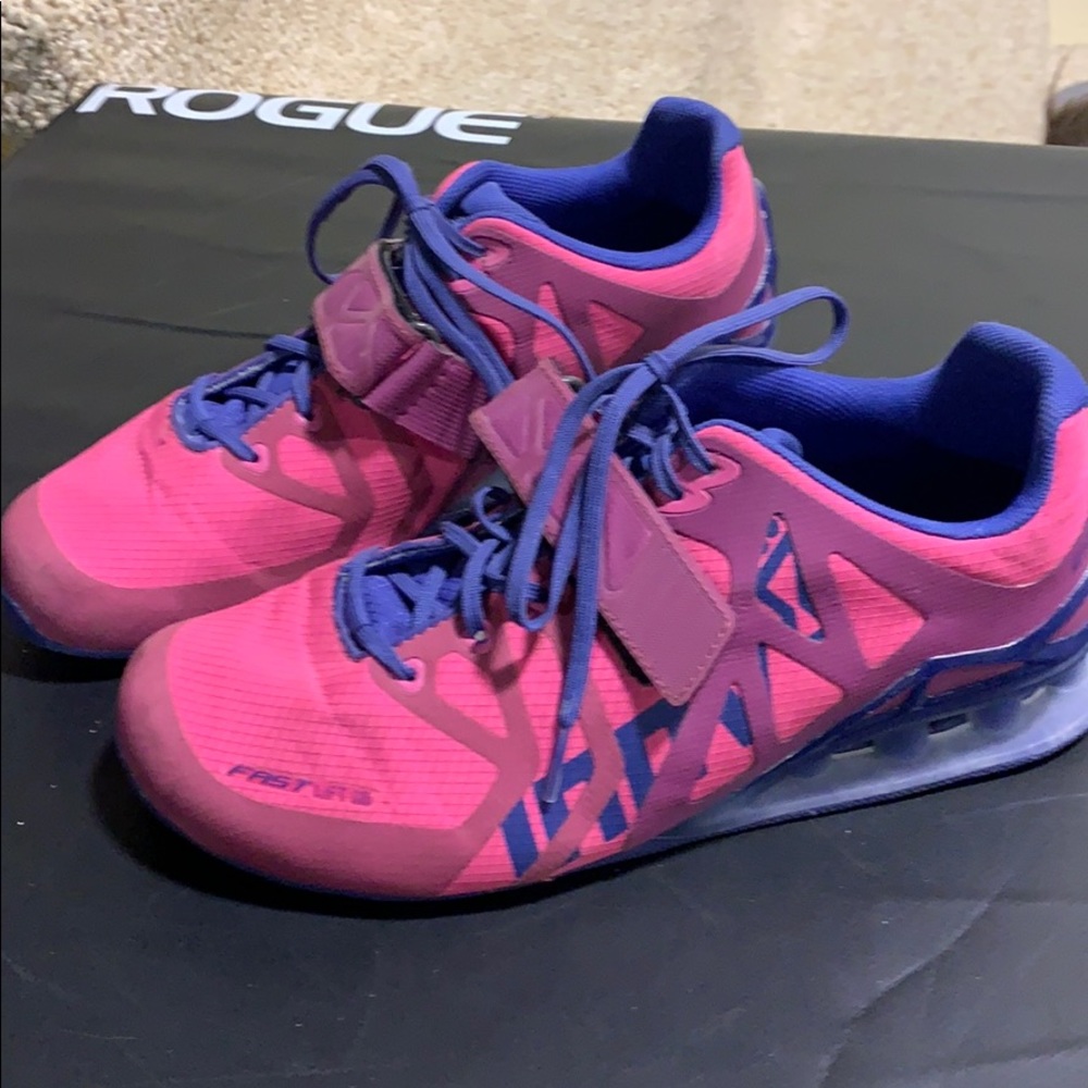 Weightlifting shoe- INOV-8 Womens